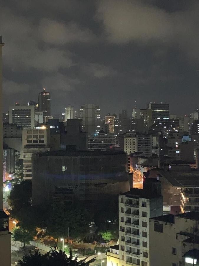 Studio Elegante No Centro De São Paulo Luaran gambar